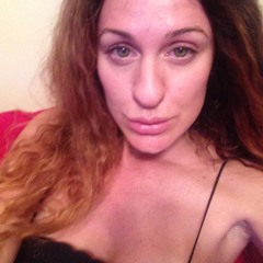 • lara emmanuelli •