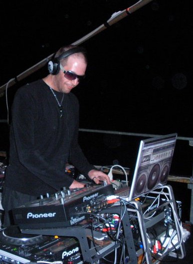Giovanni Varlotta (Mr Nanny "The Madness")