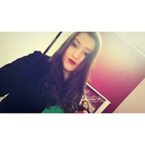 Livia Dantas’s avatar