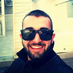 Αρης Πετράκης