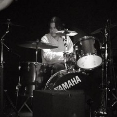 Large Baterista Drummer