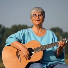 Brigitte Schmitz Chanting