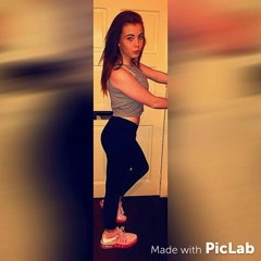 Chloe Ros