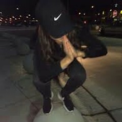 alexandraaa.
