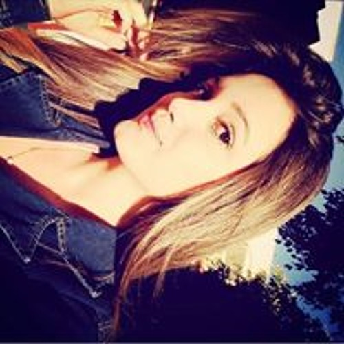 Amanda Melo’s avatar