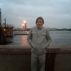 Александр Ефремов