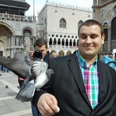 Александър Лупов