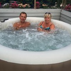 Tomas Och Tobban Thituson