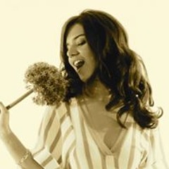 لارا والبحر