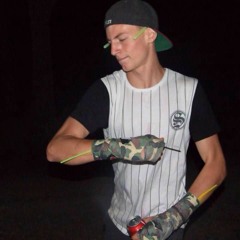 Kyle Banks 16