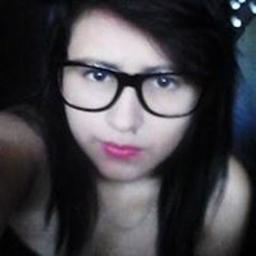 LuiiSa Perez’s avatar