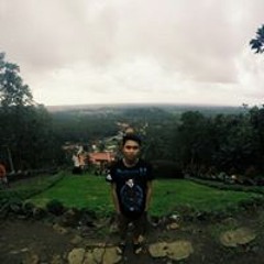 Oliver Villalon Briones