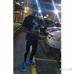 Brèézy P. Díñèrō