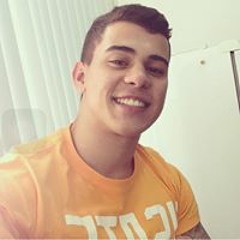 Vitor Hugo Tenório