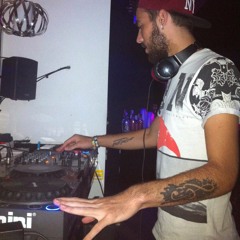 Aaron Colomino DJ