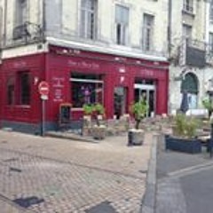 LaTonnelle Bar À Vin