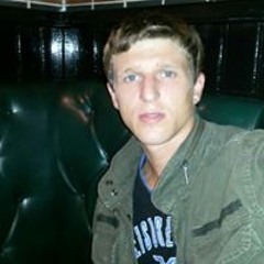 Артем Ефременков