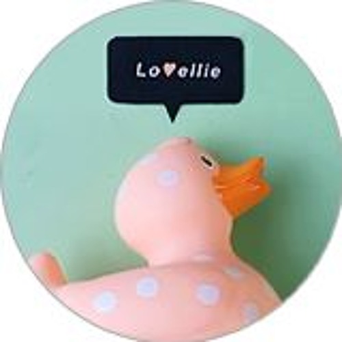 Lovellie’s avatar