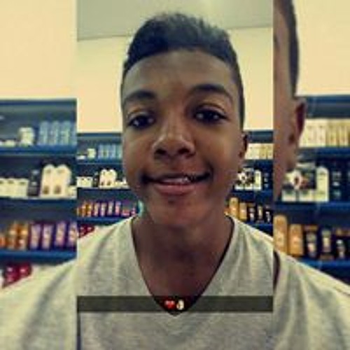 Henry Santos’s avatar