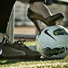 Cristina Zizi B. MacRae