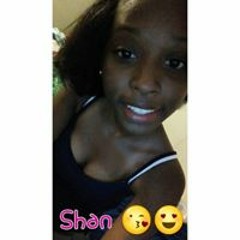 Shanquaishia Edwards