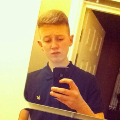 Stream Andrew Samuels New music Listen to songs, albums, playlists