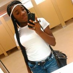 Qüeęn Mønïcäąã