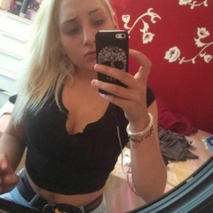 Naomi Desolat Santos