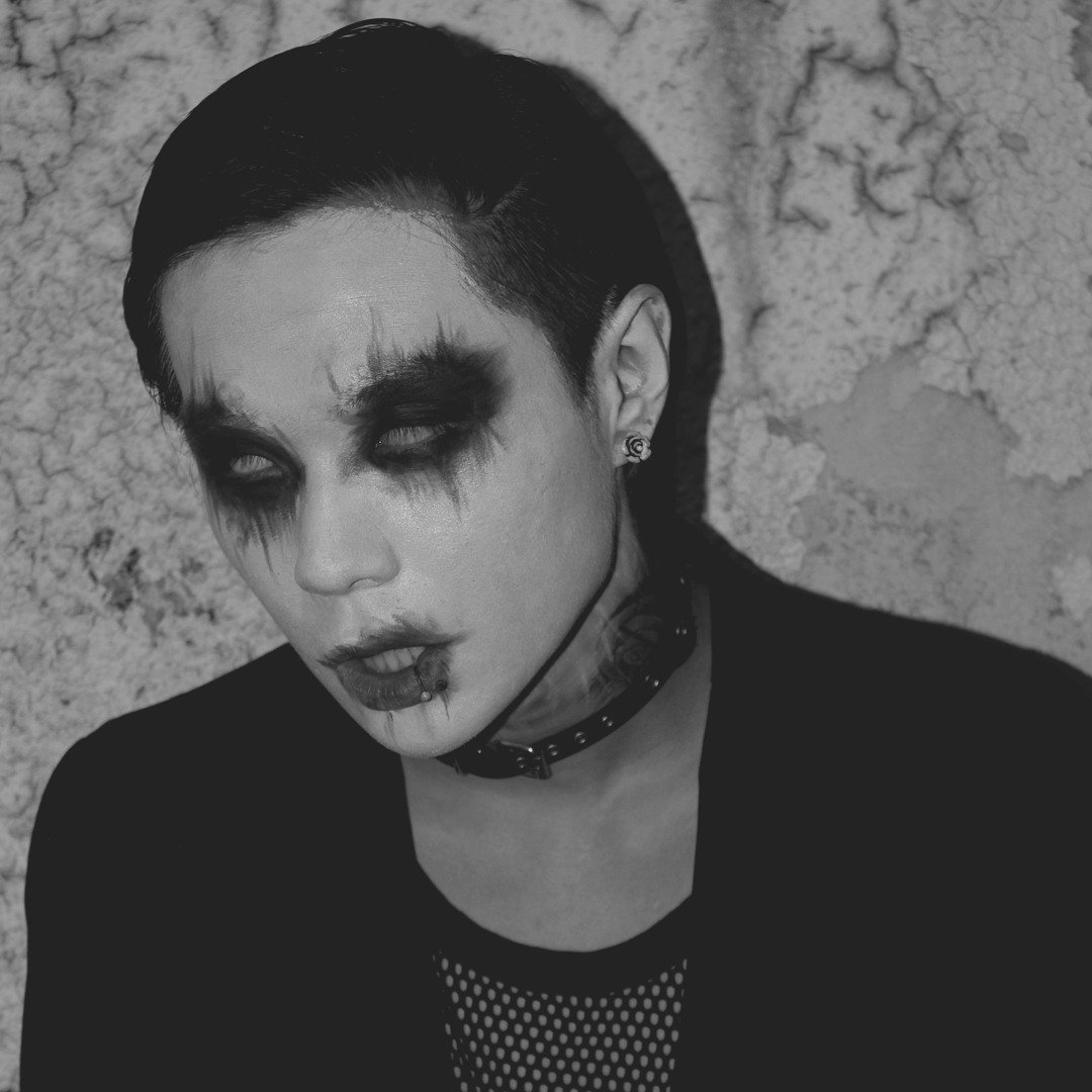Stream Madmans Esprit music | Listen to songs, albums, playlists
