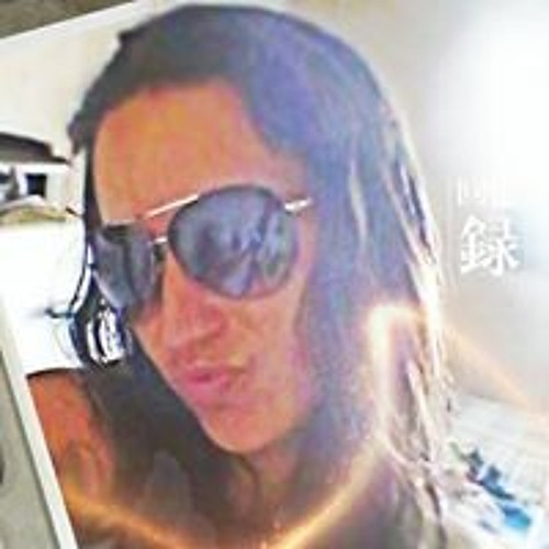 Karina Dias’s avatar