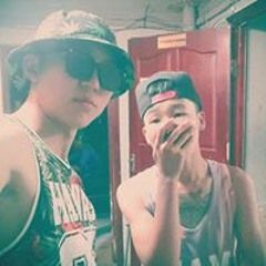 Б. Бат-Ерөөлт