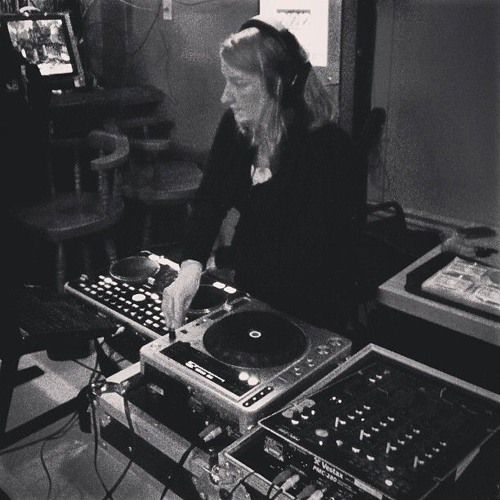 Get Loose! July 2012 DJ Cassandra Mix