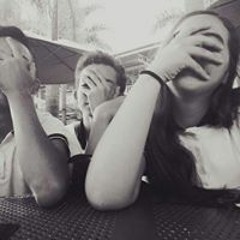 Dani Morales Azsii Nomasz