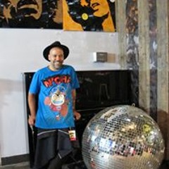 Carlos Villamil