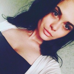 Alenna Plis