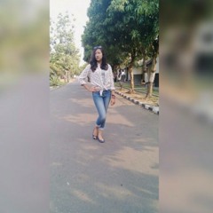 AnjaliEzlFr