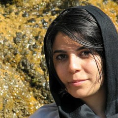 Sanaz Hosseini 3