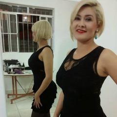 Jacqueline Ferraz