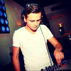 DJ P-row