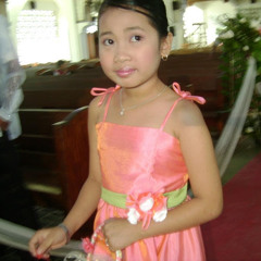 ronnamae daniela Sy Diva