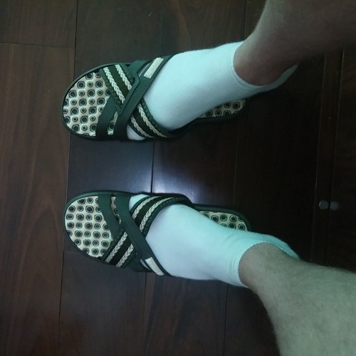 Swizz beats its me bitches - remix