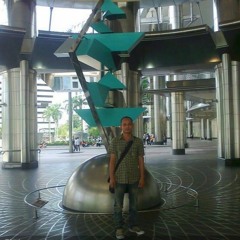 NyiNyi (ညီညီ)