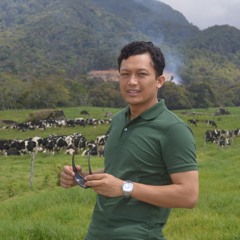 အံုးစက္ပါ ဘုန္းလက္ယာ၀ယ္ လႊမ္းမိုး