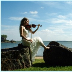 Tiara Violinist