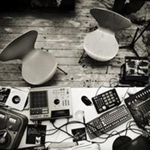 Wozniak - Waiting for Summer