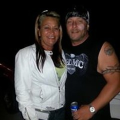 Deanna Earls-Calhoun