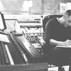 Rian O'Connell Lewis