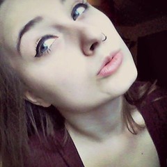 Nicole Christina Sings