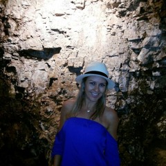 Adriana Rodrigues 18