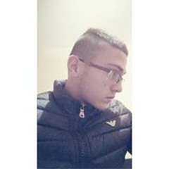 Деян Диков